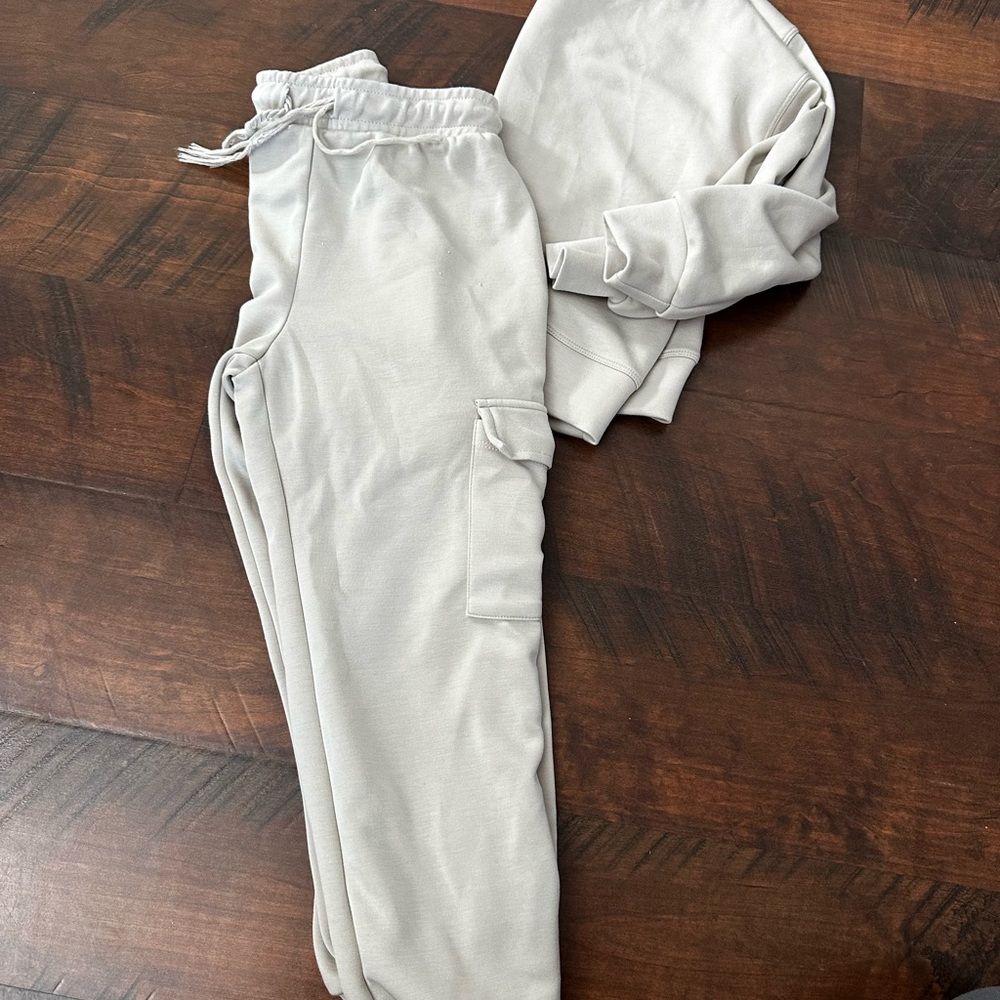 Cozy Cream Sweatshirt and Joggers Set
